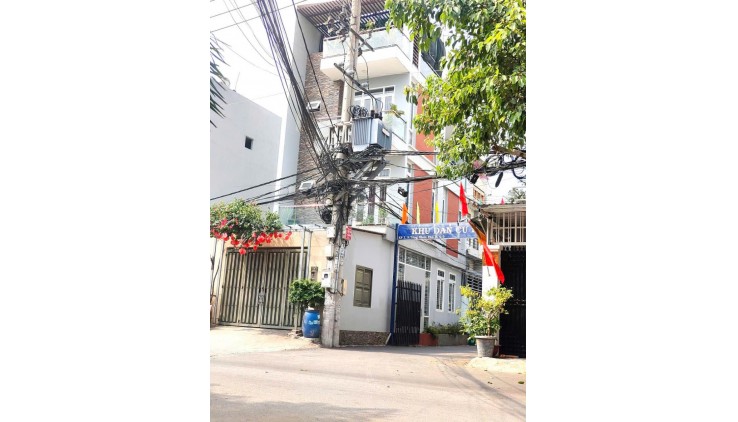 CHỦ ĐÃ LÀM HOÀN CÔNG SẮP RA SỔ, KHÁCH MUA CÓ NHÀ ĐƯỢC CÔNG NHẬN TRÊN ĐẤT LUÔN, QUÁ Ư LÀ HÓT..